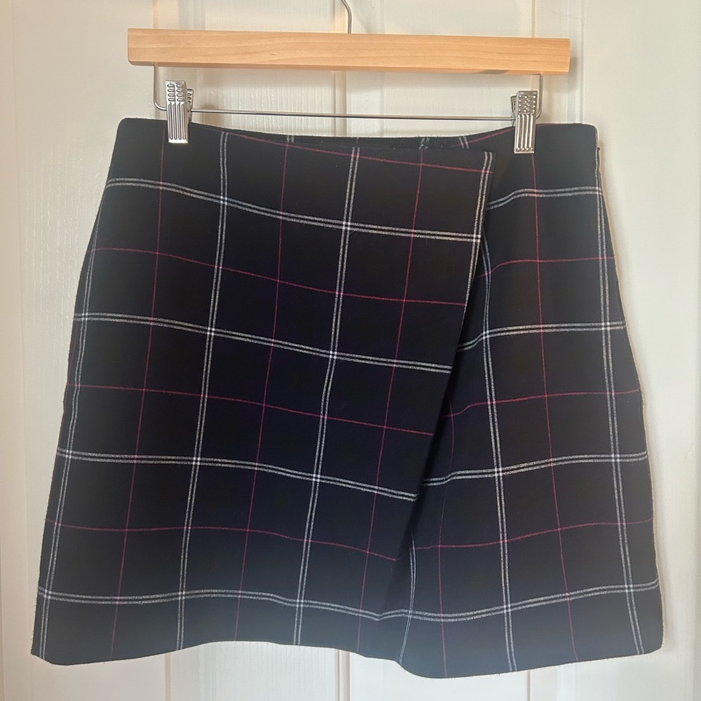 Banana Republic Plaid Fold-over Mini Skirt Size 6